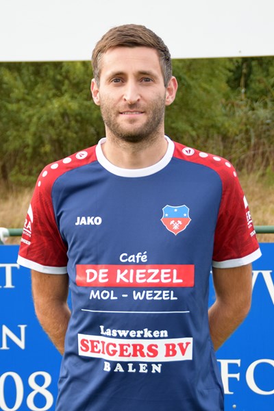 llapashtica-kushtrim Tweede ploeg